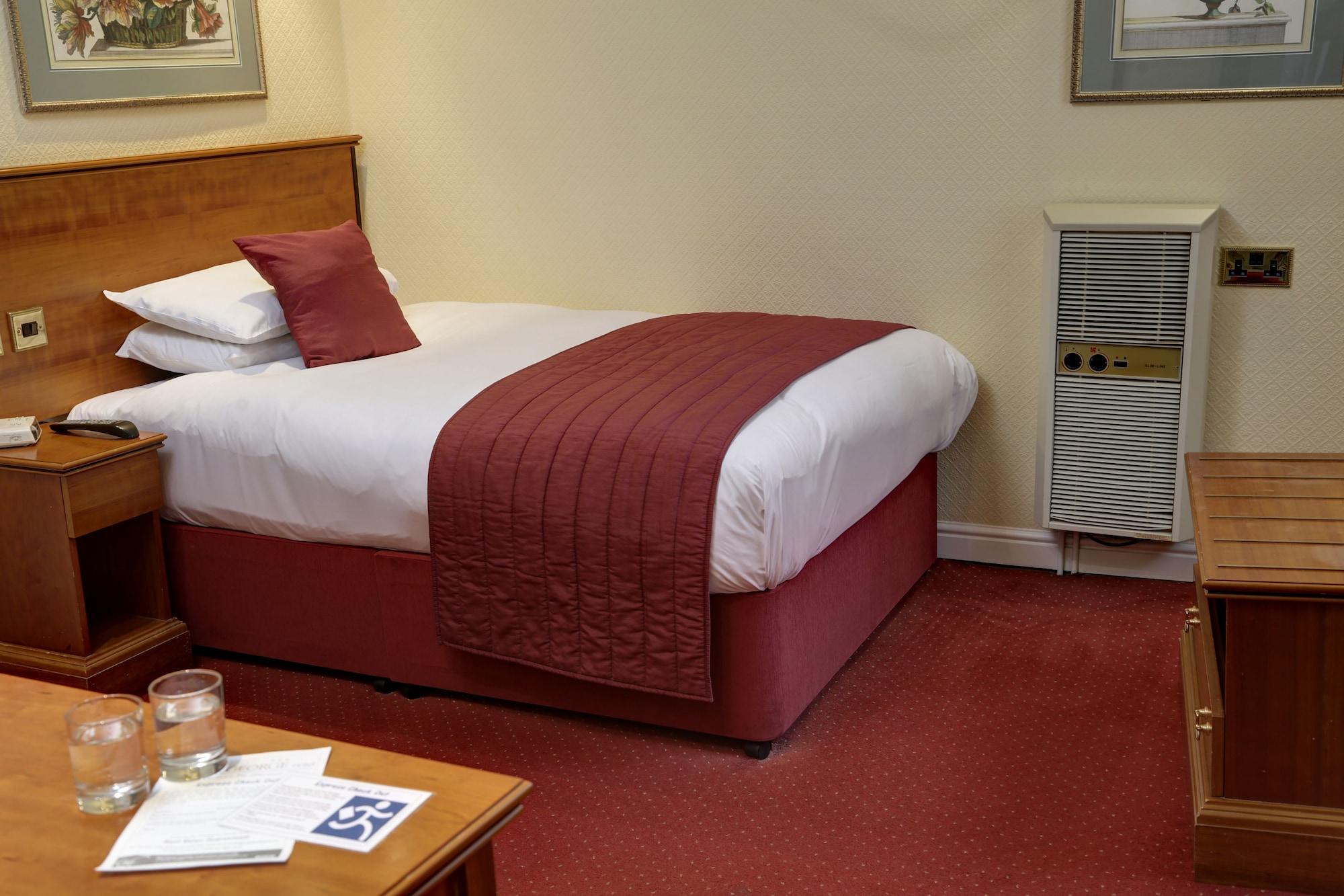 Best Western Lichfield City Centre The George Hotel Exterior foto